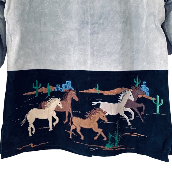 Quacker Factory Gray and Black Leather Jacket with Horse Design - Picture 3 of 16